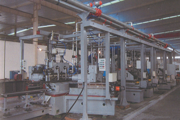 發動機(ji)缸蓋自動線